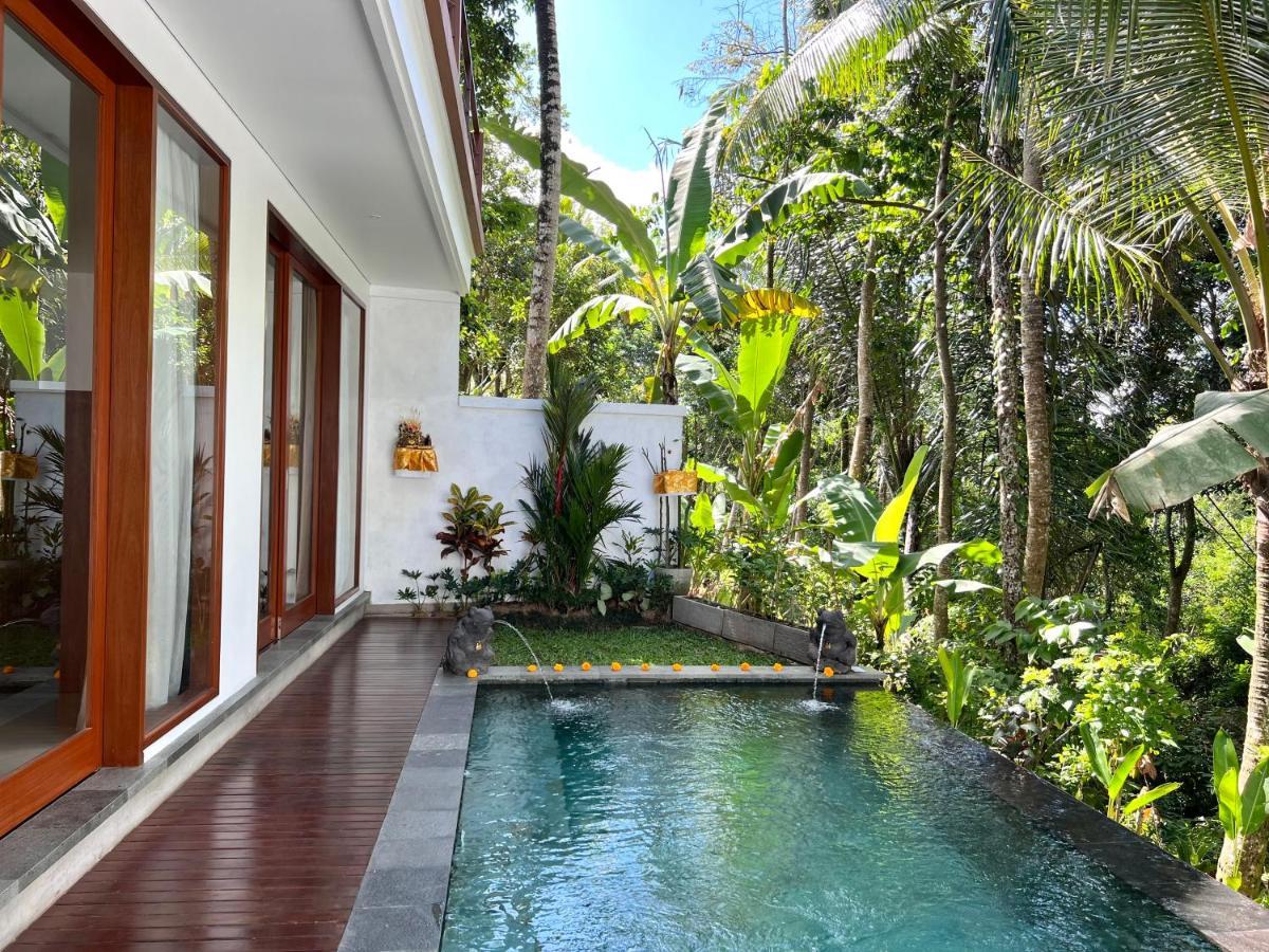 Nirankara Ubud Villa Exteriör bild